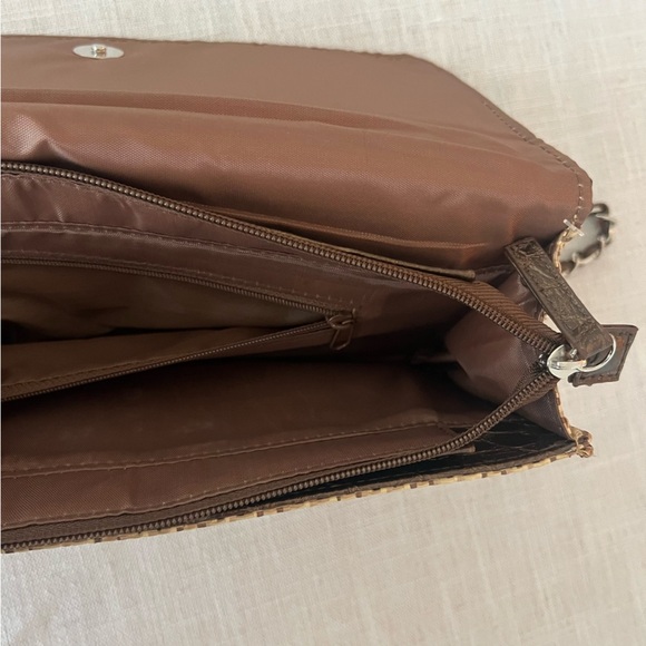NWOT Bueno Tan and Brown Woven Clutch with Bow - Picture 12 of 13
